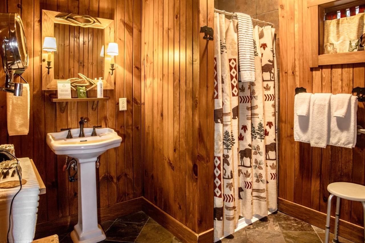 Finger Lakes Lodging Skaneateles Bagian luar foto